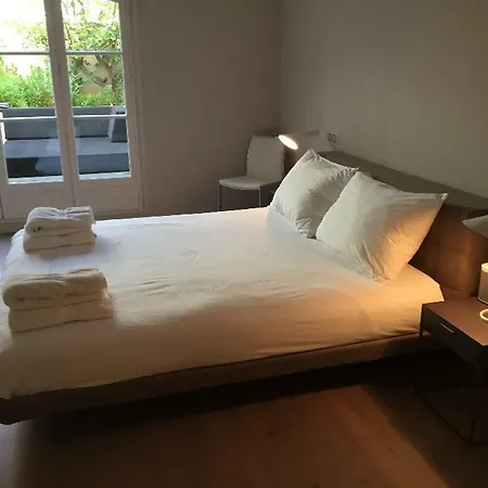 Les Voiles Apartment *